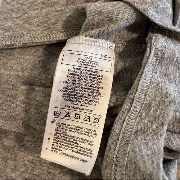 Adidas Gray T-Shirt XL aeroready - Picture 4 of 7
